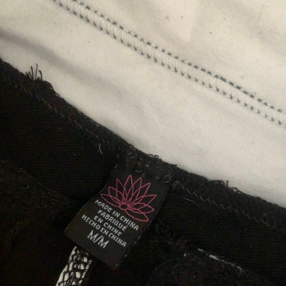 Yoga Pants - Picture 2 of 5